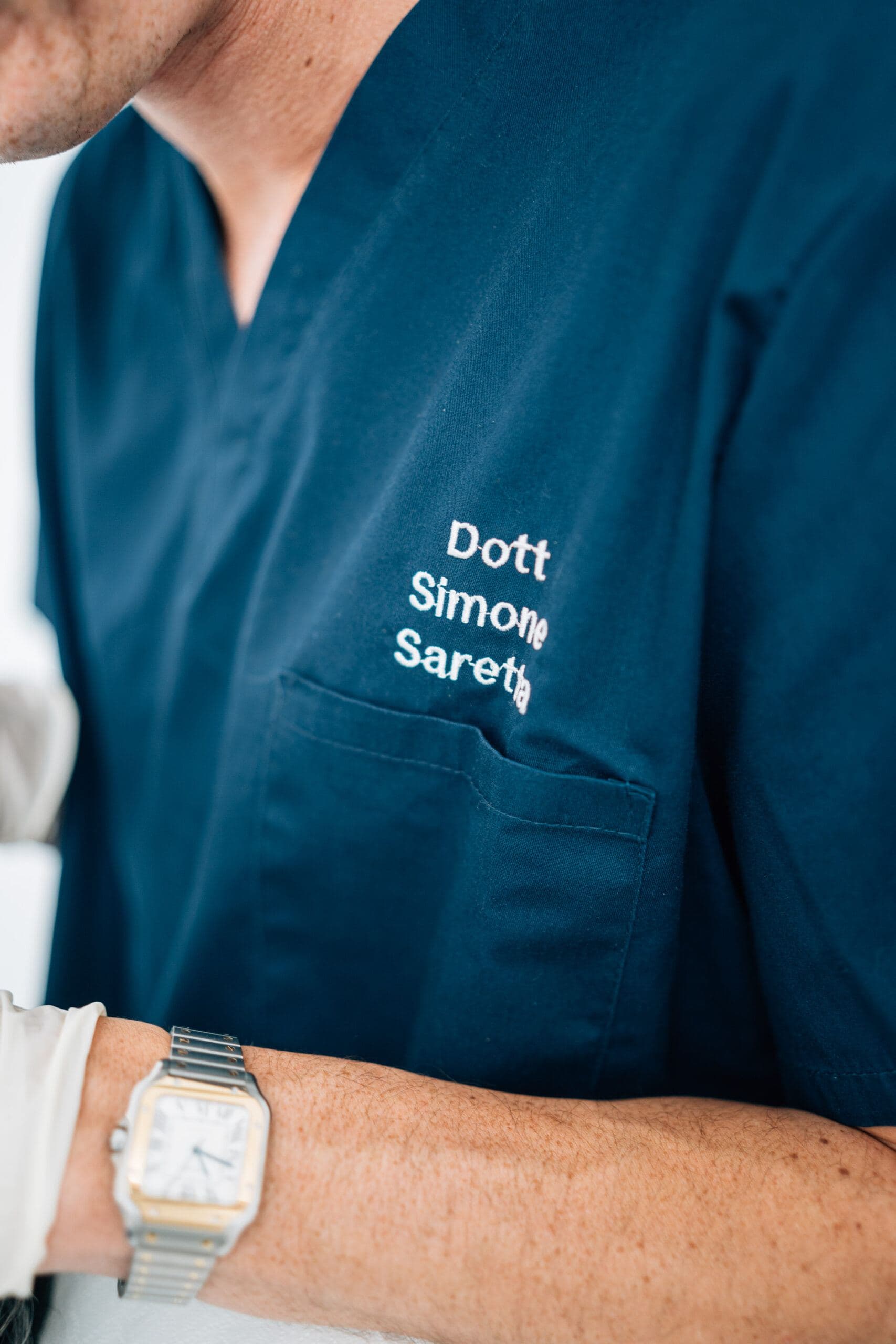 Dr. Simone Saretta in camice